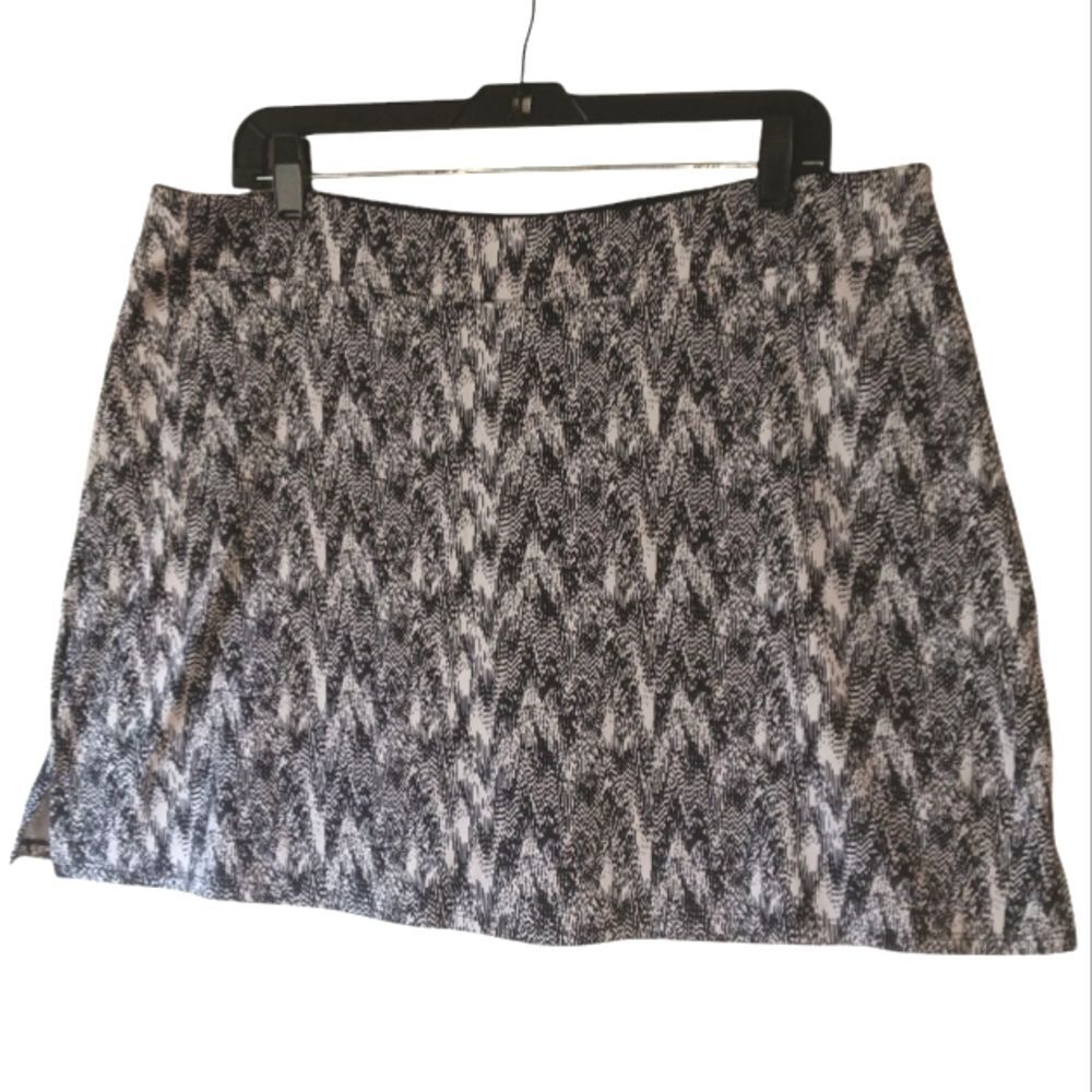 Tranquility XXL Abstract Print Tennis Skirt With Attached Shorts Scort 2XL
